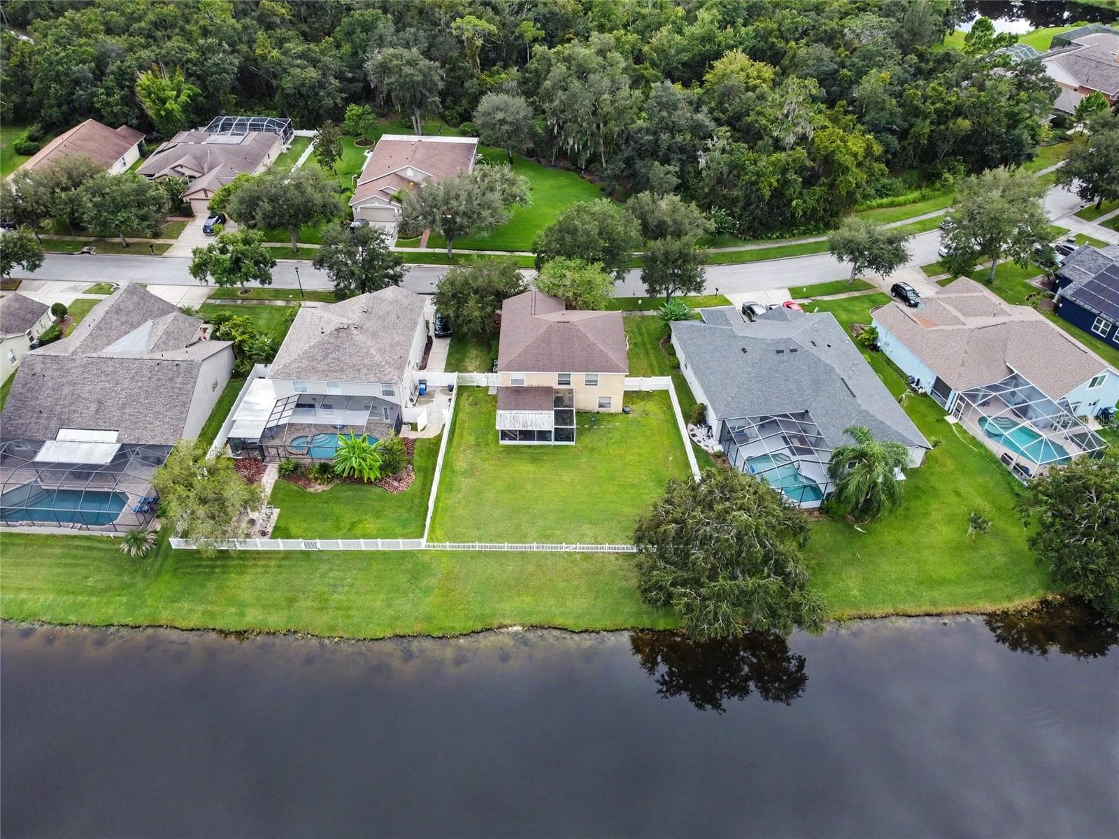 Single Family Residence at 15110 HERONGLEN DR, LITHIA, photo 31 of 31
