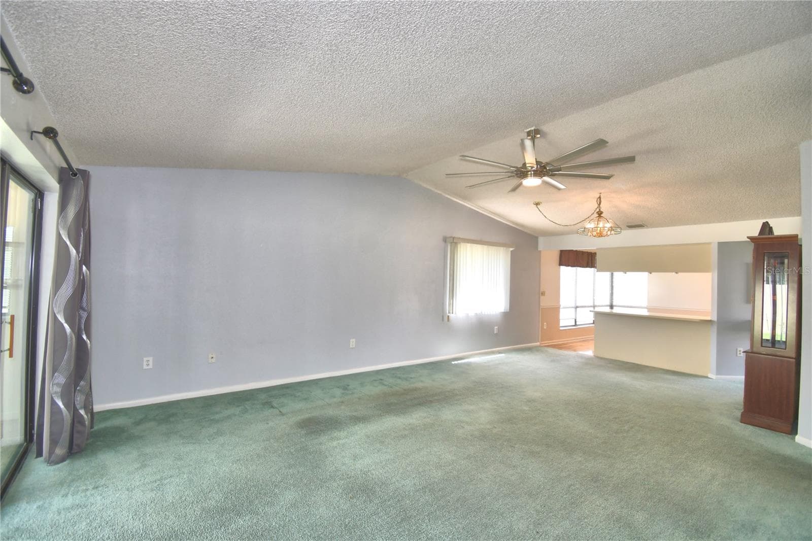 Living Room - 4408 GLENNS LNDG, WINTER HAVEN