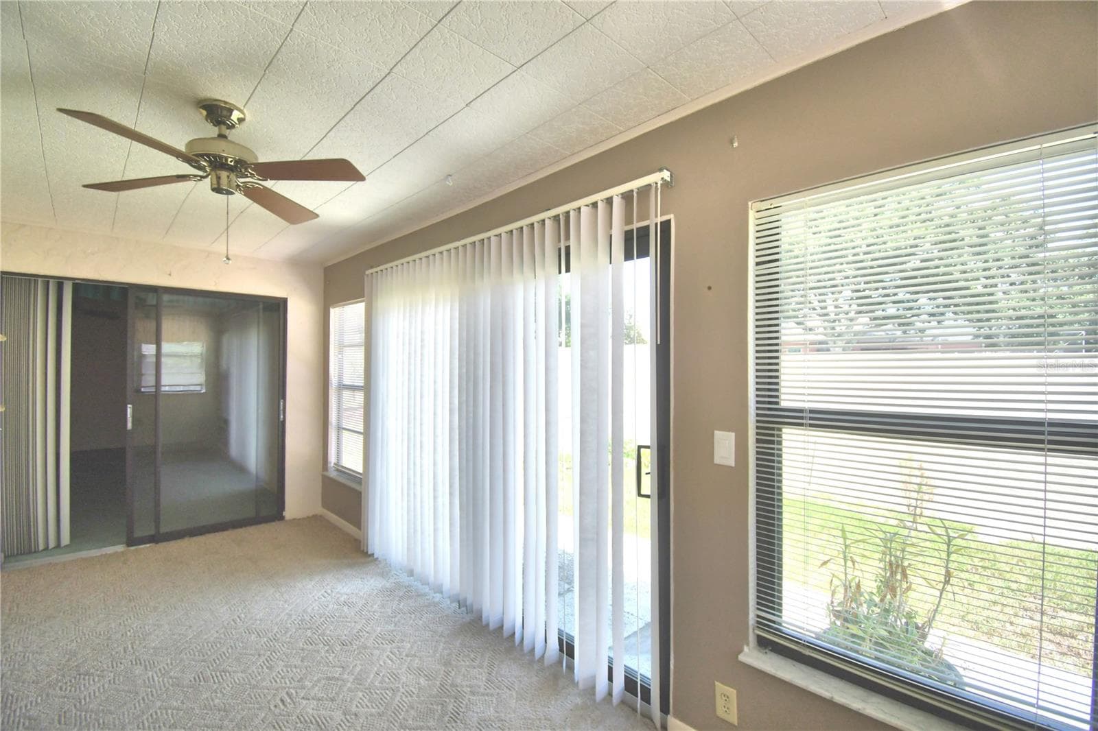 Lanai - 4408 GLENNS LNDG, WINTER HAVEN