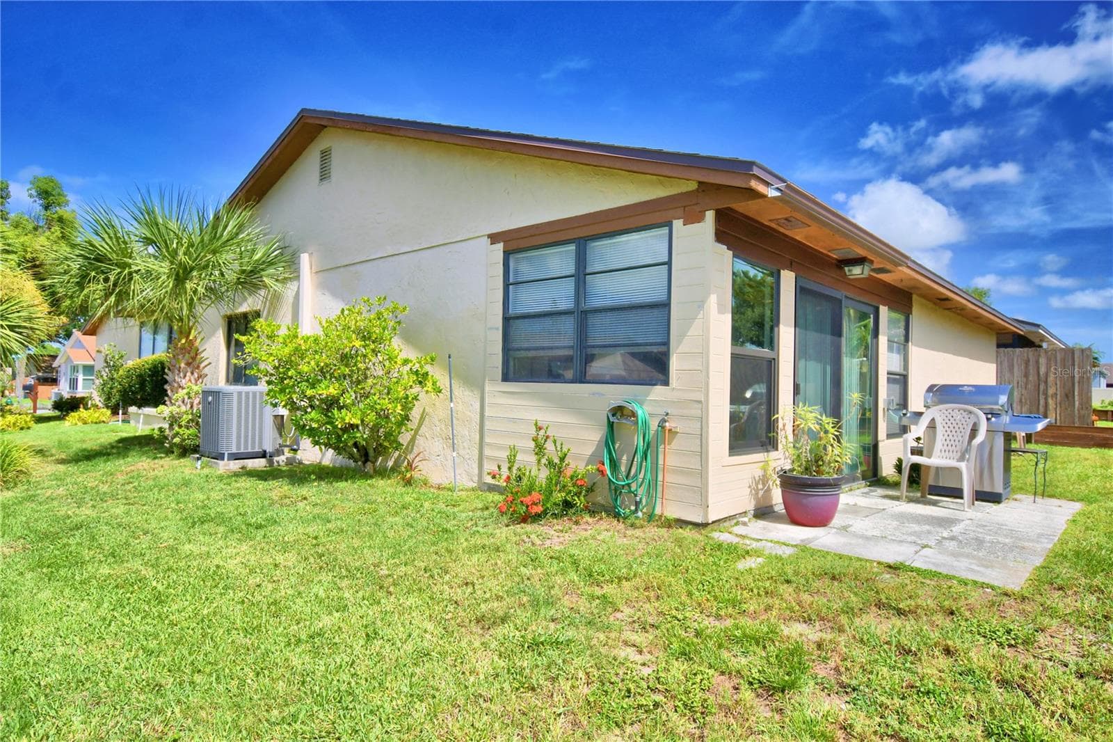 Exterior Lanai & Rear - 4408 GLENNS LNDG, WINTER HAVEN