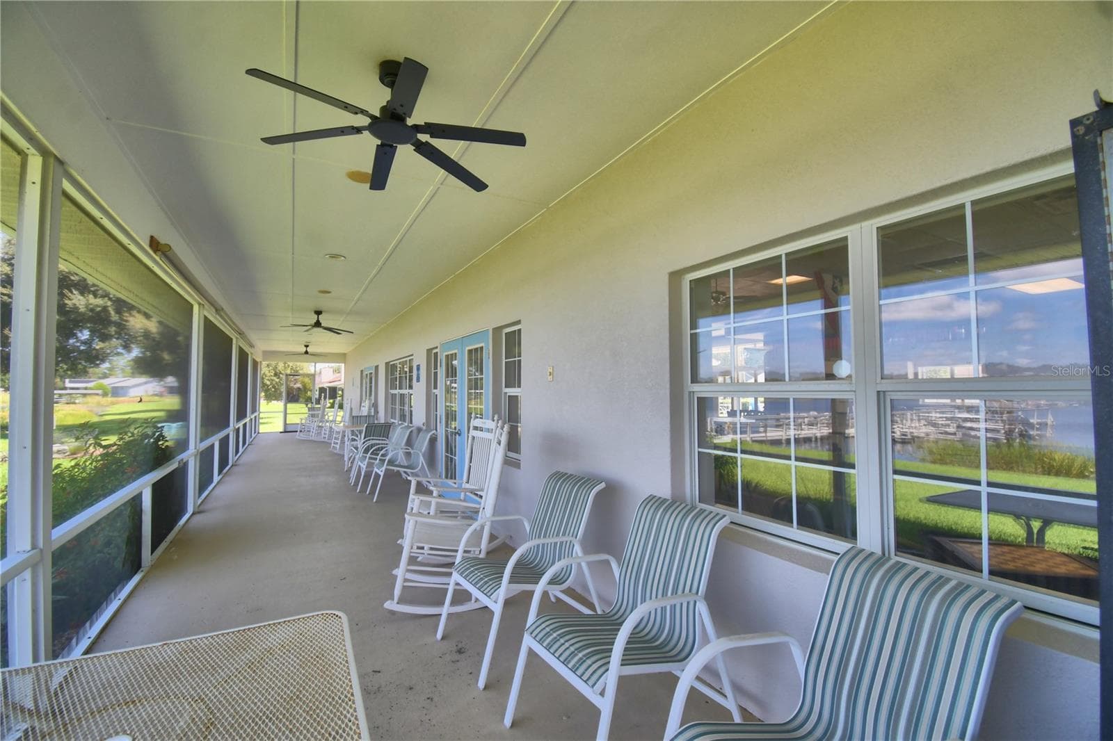 Clubhouse Lanai - 4408 GLENNS LNDG, WINTER HAVEN