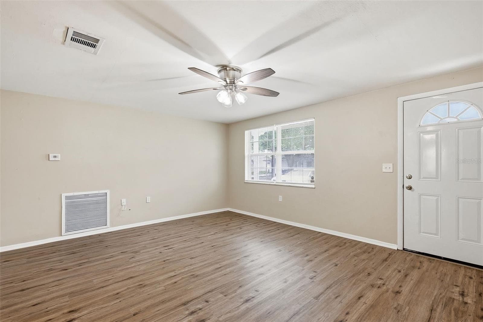 Single Family Residence at 3319 CANTRELL ST, HOLIDAY, photo 8 of 26