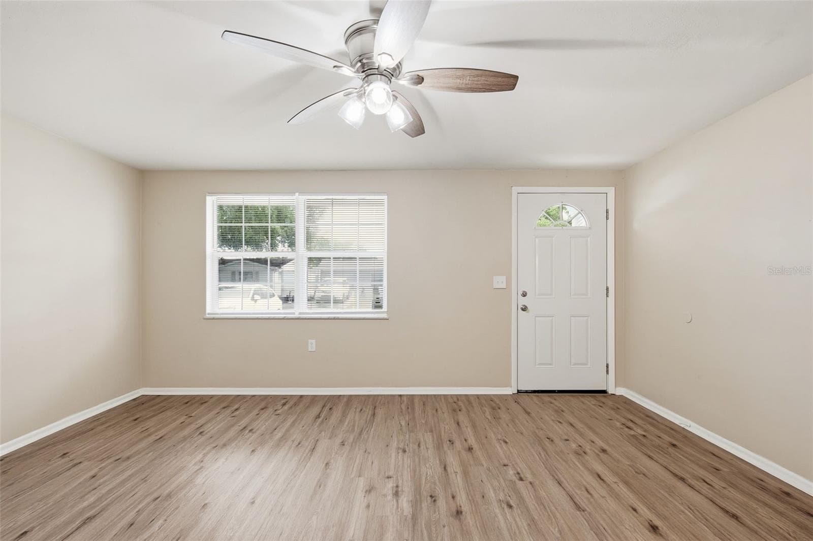 Single Family Residence at 3319 CANTRELL ST, HOLIDAY, photo 9 of 26