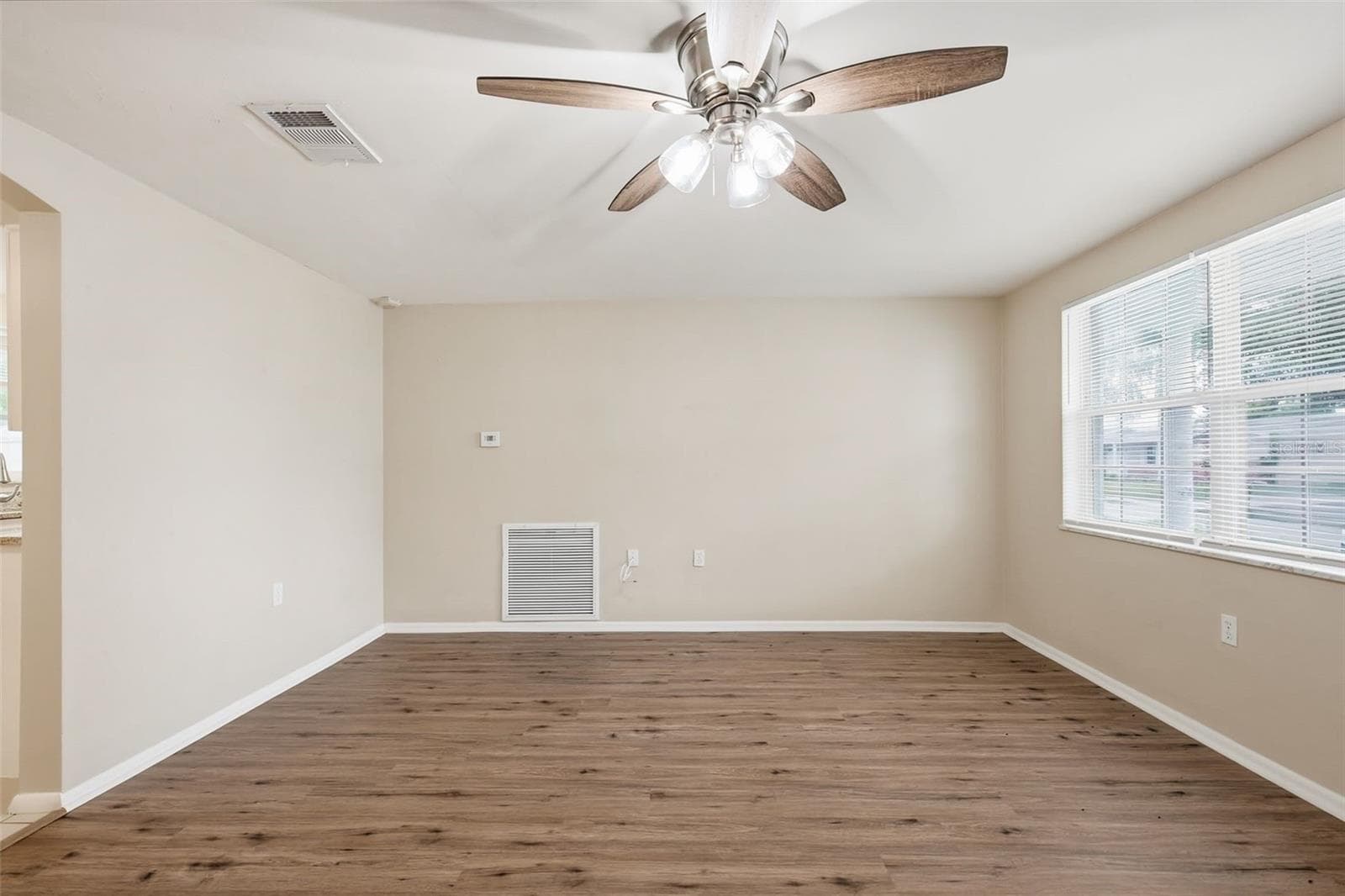 Single Family Residence at 3319 CANTRELL ST, HOLIDAY, photo 12 of 26