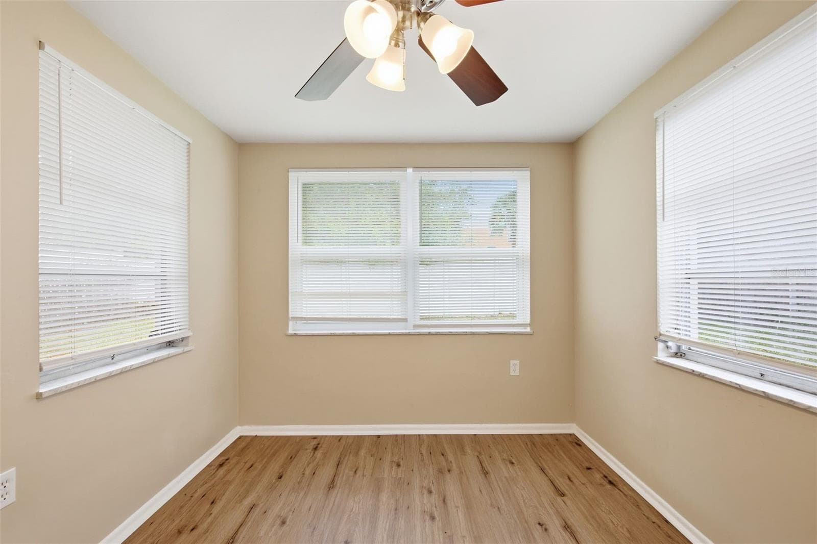 Single Family Residence at 3319 CANTRELL ST, HOLIDAY, photo 15 of 26