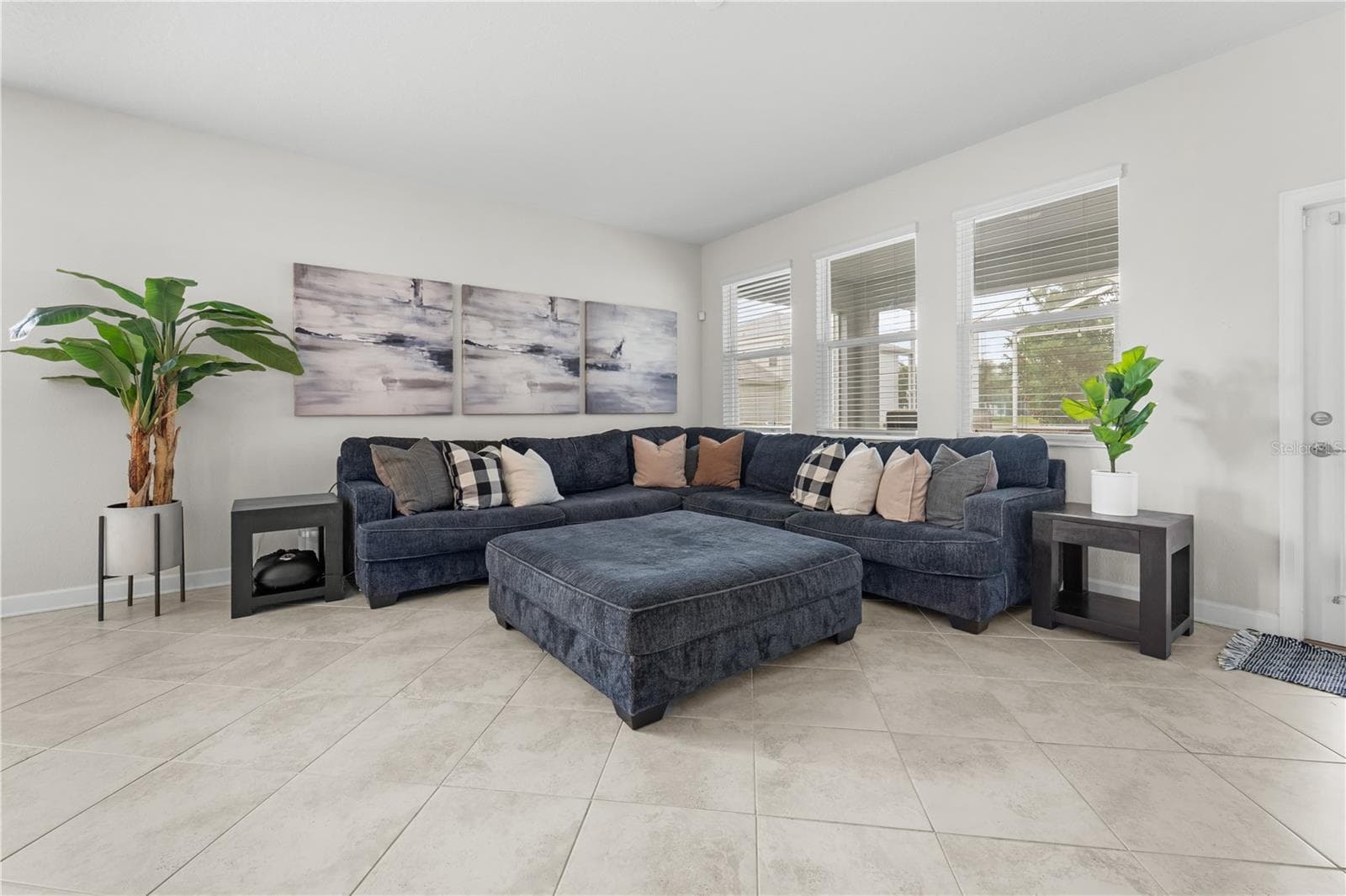 Livingroom - 1474 OLYMPIC CLUB BLVD, CHAMPIONS GATE