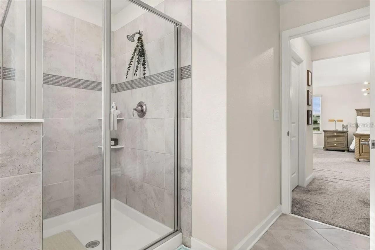 In-suite bathroom #4 - 1474 OLYMPIC CLUB BLVD, CHAMPIONS GATE