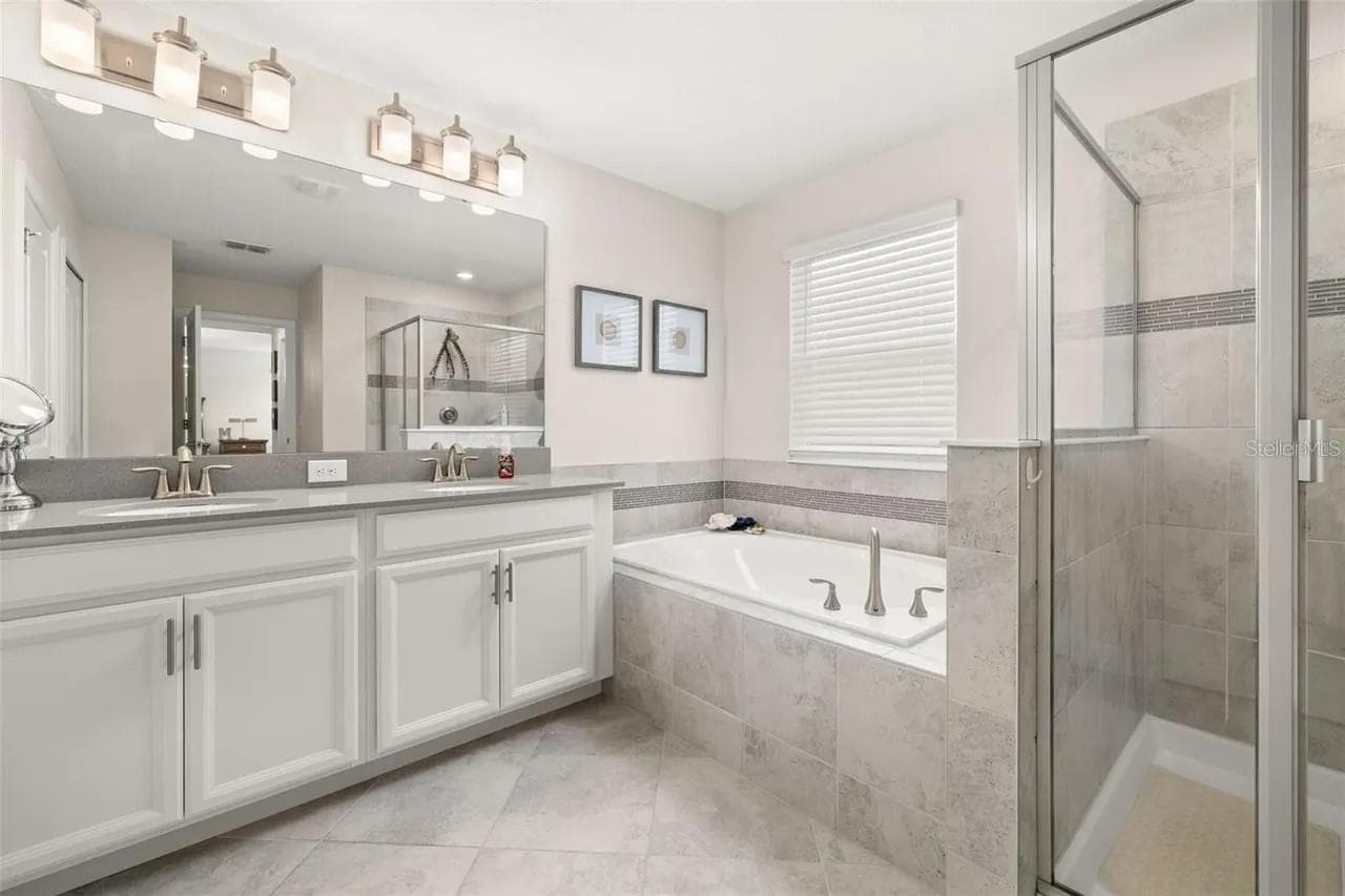 In-suite bathroom #4 - 1474 OLYMPIC CLUB BLVD, CHAMPIONS GATE