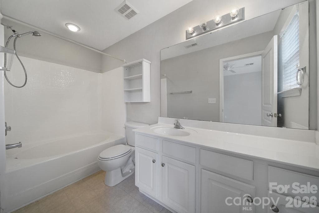 Townhouse at 1168 Drummond Lane, Matthews, photo 22 of 42