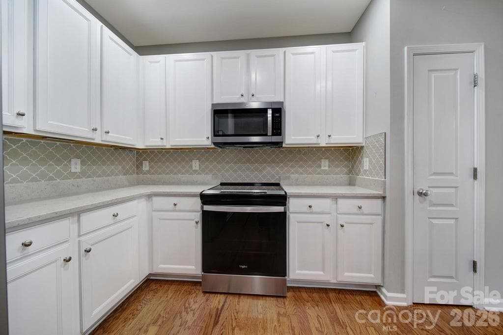 Townhouse at 1168 Drummond Lane, Matthews, photo 10 of 42