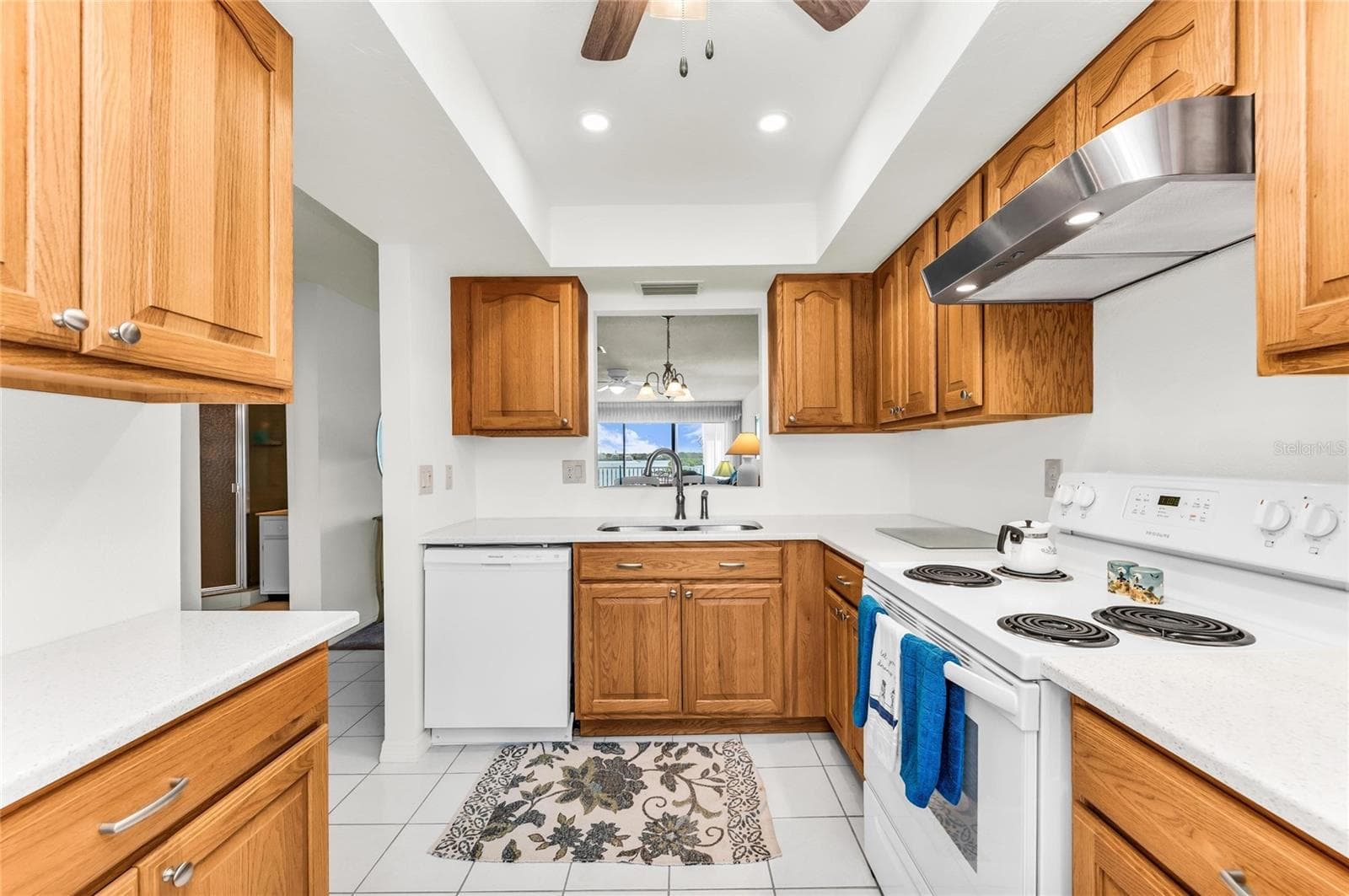 Condominium at 8977 MIDNIGHT PASS RD #219, SARASOTA, photo 13 of 73