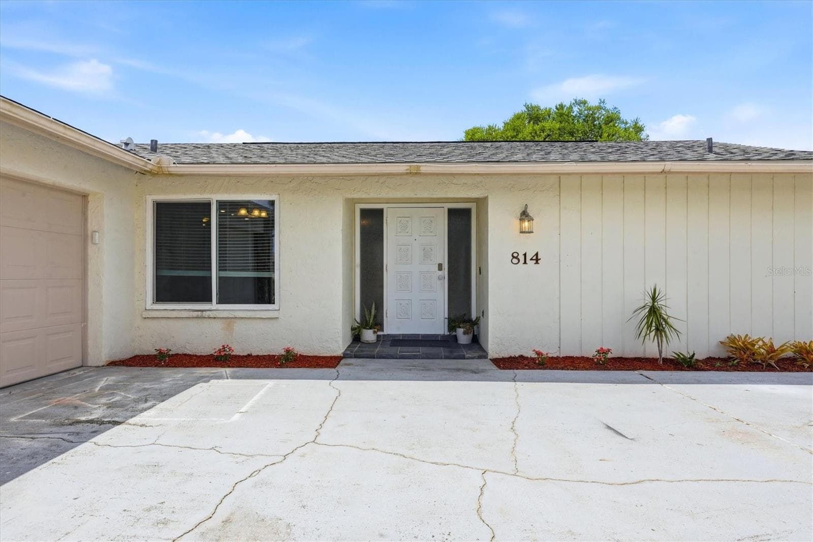 Single Family Residence at 814 ELLICOTT CIR NW, PORT CHARLOTTE, photo 19 of 52
