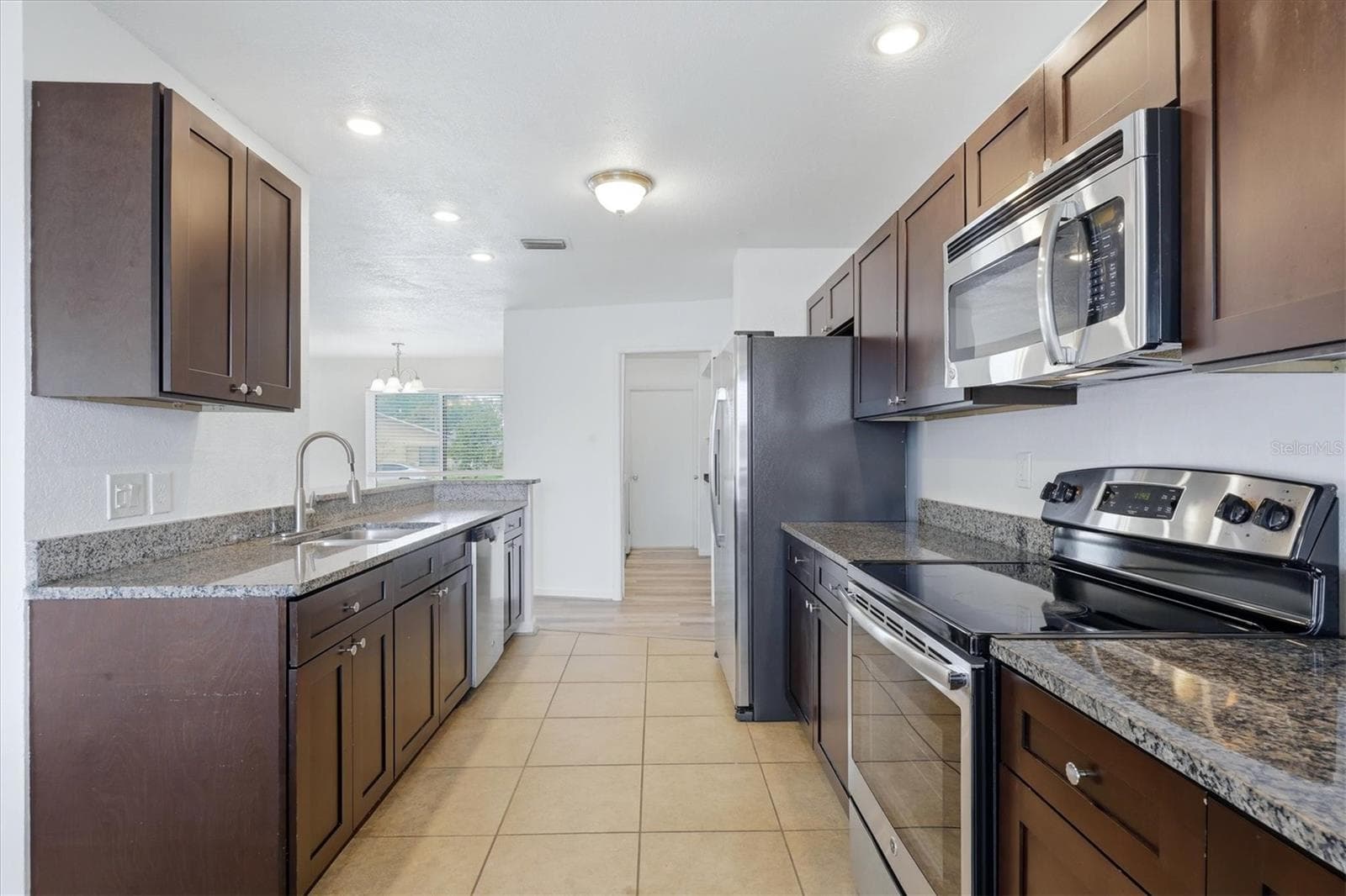 Single Family Residence at 814 ELLICOTT CIR NW, PORT CHARLOTTE, photo 30 of 52