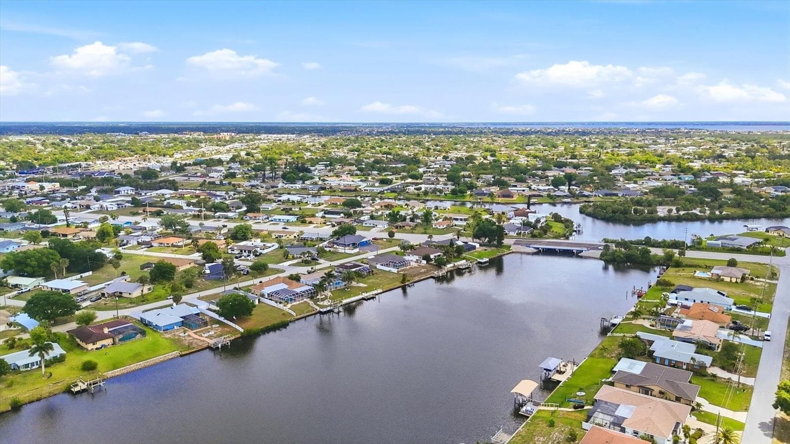 Single Family Residence at 814 ELLICOTT CIR NW, PORT CHARLOTTE, photo 52 of 52