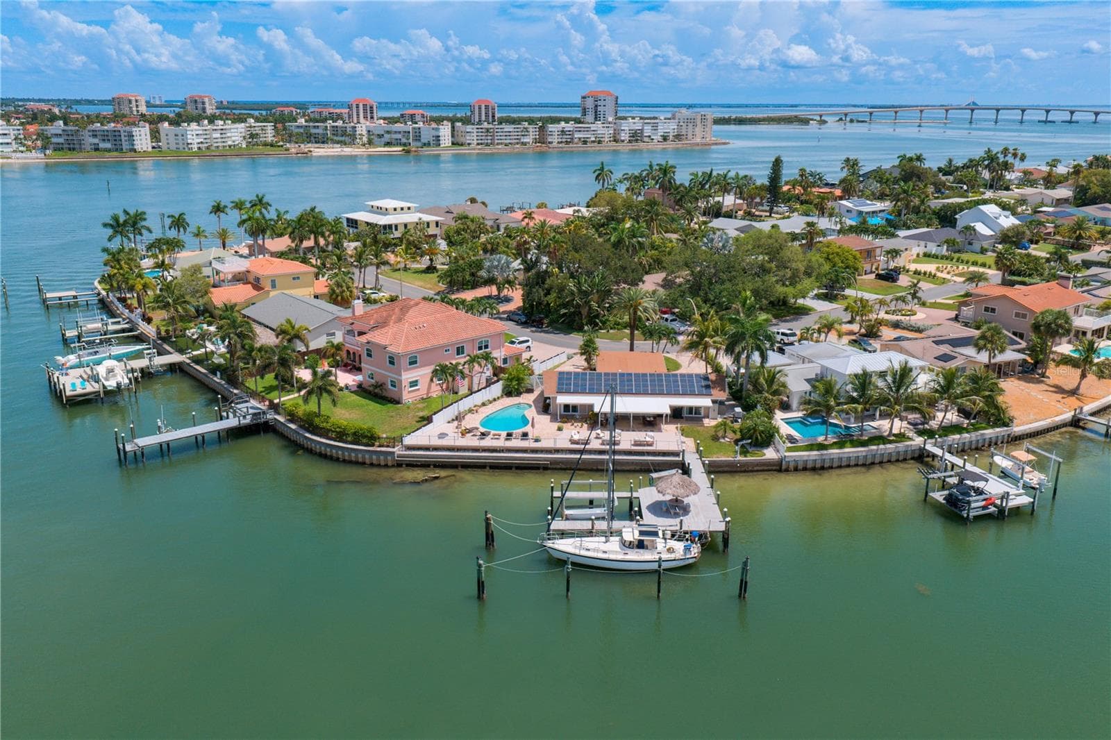 Single Family Residence at 3142 W VINA DEL MAR BLVD, ST PETE BEACH, photo 2 of 41