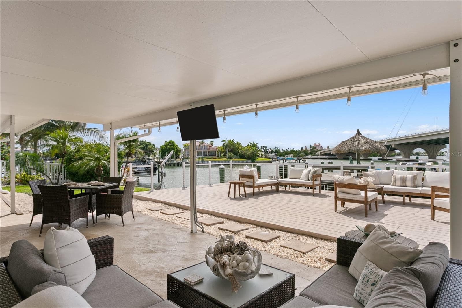 Single Family Residence at 3142 W VINA DEL MAR BLVD, ST PETE BEACH, photo 24 of 41
