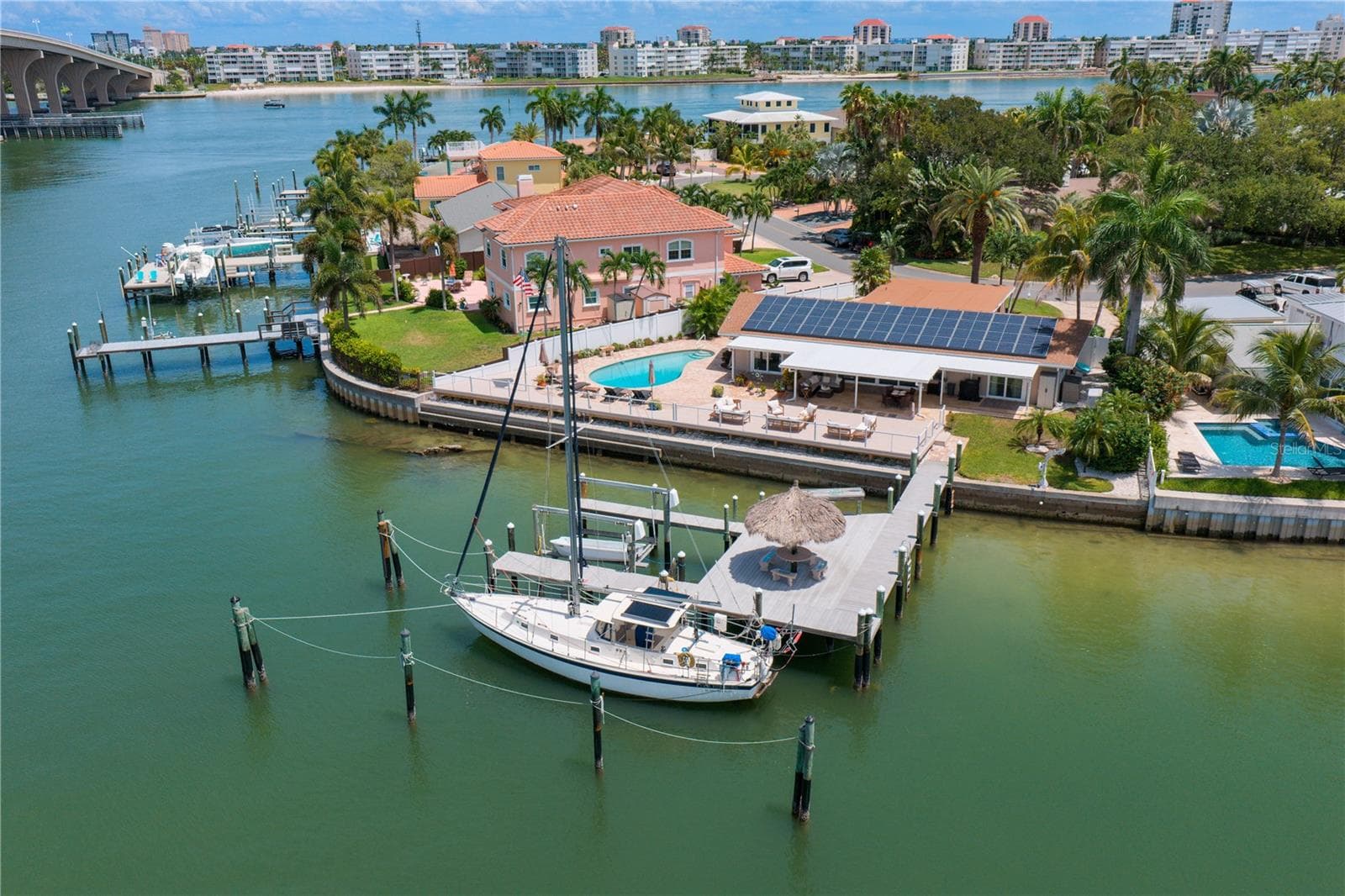 Single Family Residence at 3142 W VINA DEL MAR BLVD, ST PETE BEACH, photo 28 of 41