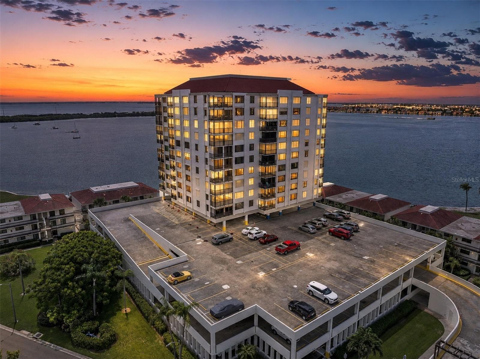Bahia Pointe Waterfront Living on Isla del Sol - 6287 BAHIA DEL MAR CIR #401, ST PETERSBURG