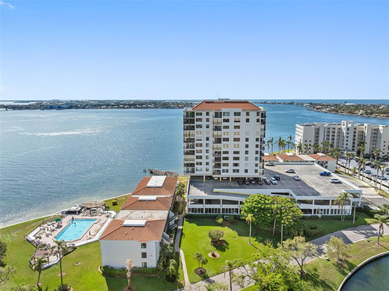 Condominium at 6287 BAHIA DEL MAR CIR #401, ST PETERSBURG, photo 11 of 79