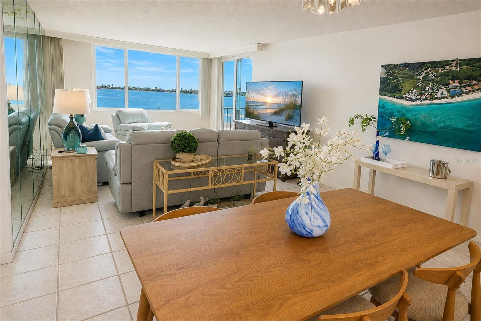 Bright Coastal Living Room with Panoramic Waterfront Views - 6287 BAHIA DEL MAR CIR #401, ST PETERSBURG