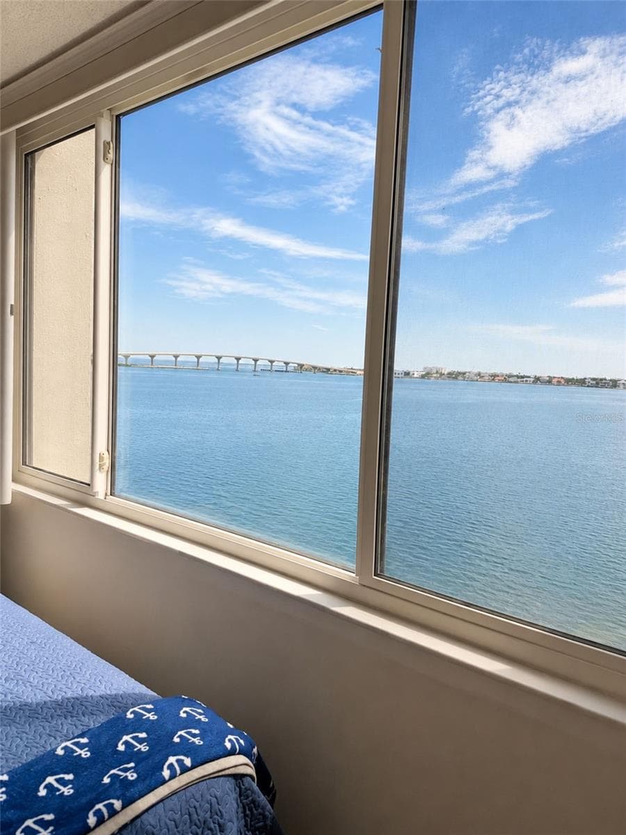 Condominium at 6287 BAHIA DEL MAR CIR #401, ST PETERSBURG, photo 21 of 79