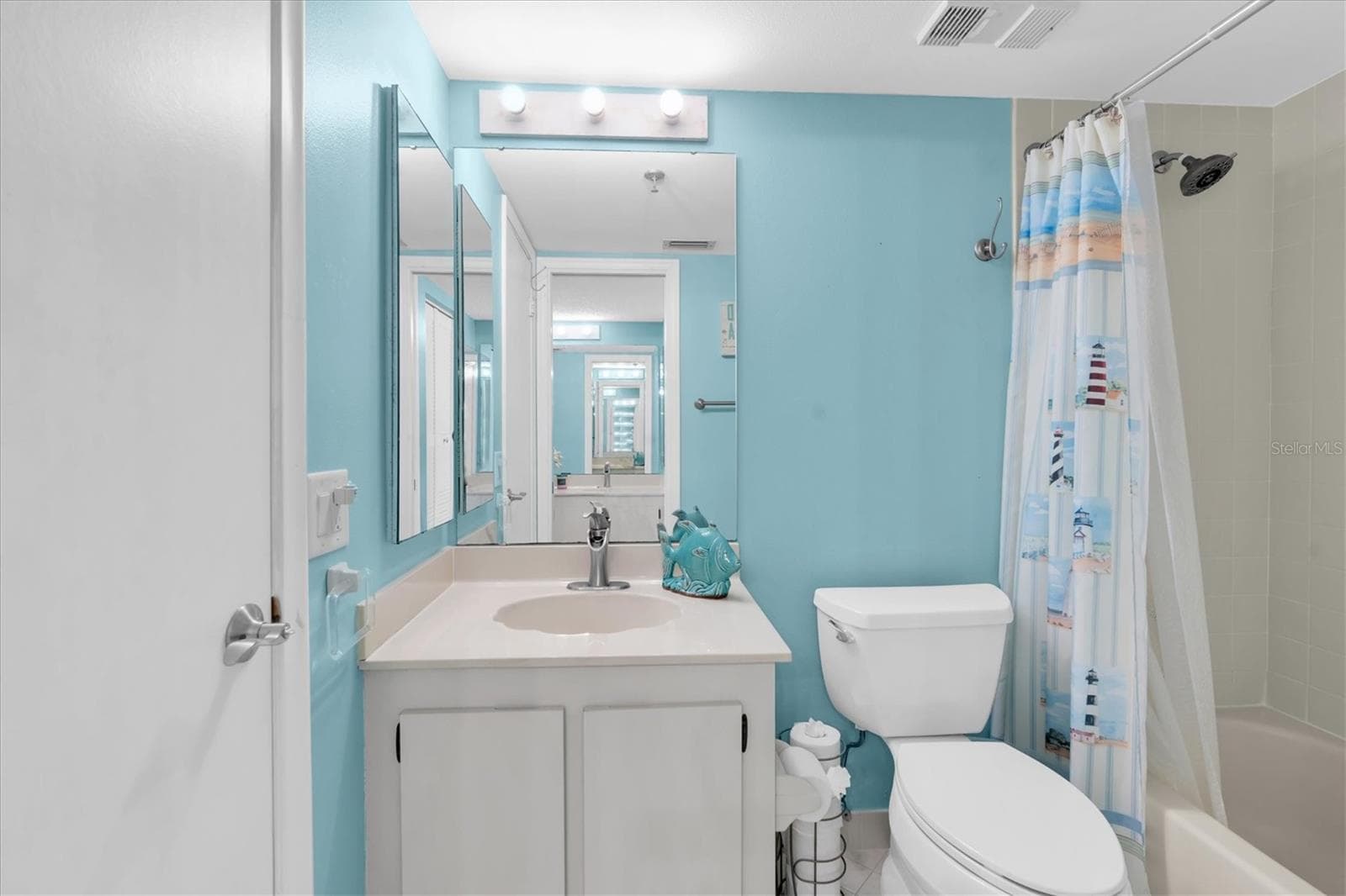Condominium at 6287 BAHIA DEL MAR CIR #401, ST PETERSBURG, photo 36 of 79