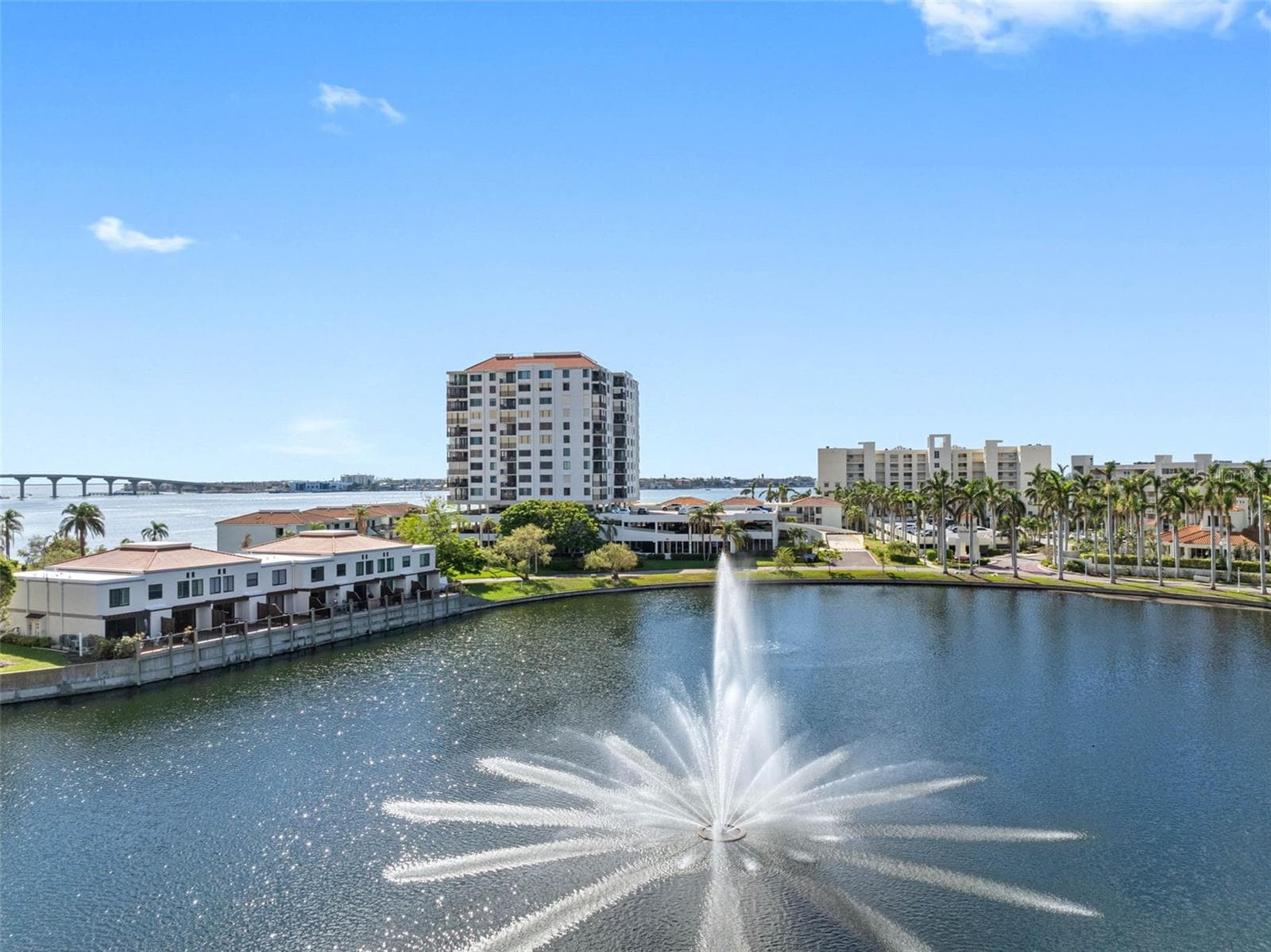 Sparkling Lake Bahia Fountain Views Along a Beautiful Palm-Lined Street - 6287 BAHIA DEL MAR CIR #401, ST PETERSBURG
