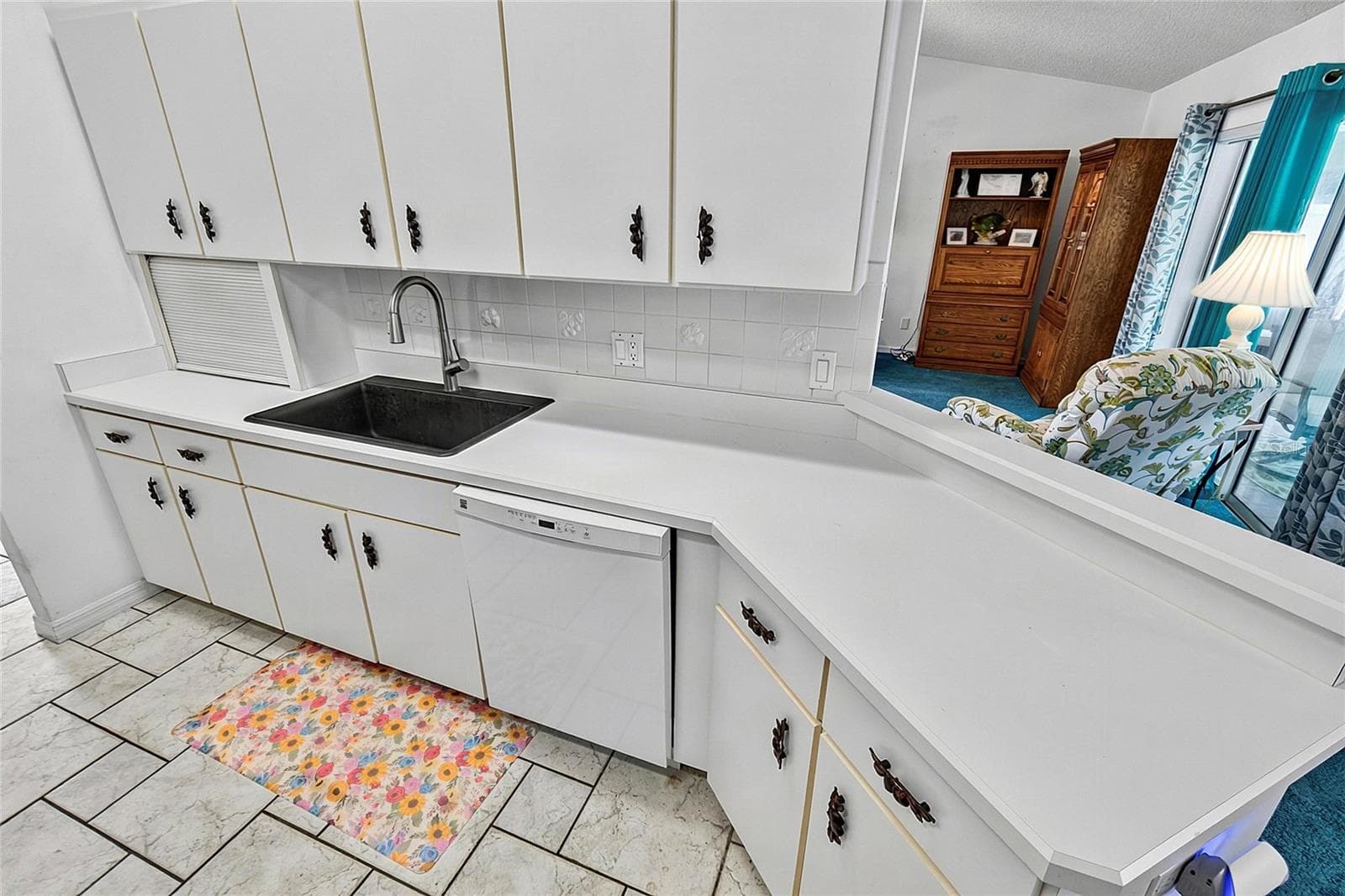 Kitchen - 43 FOLSON LN, PALM COAST
