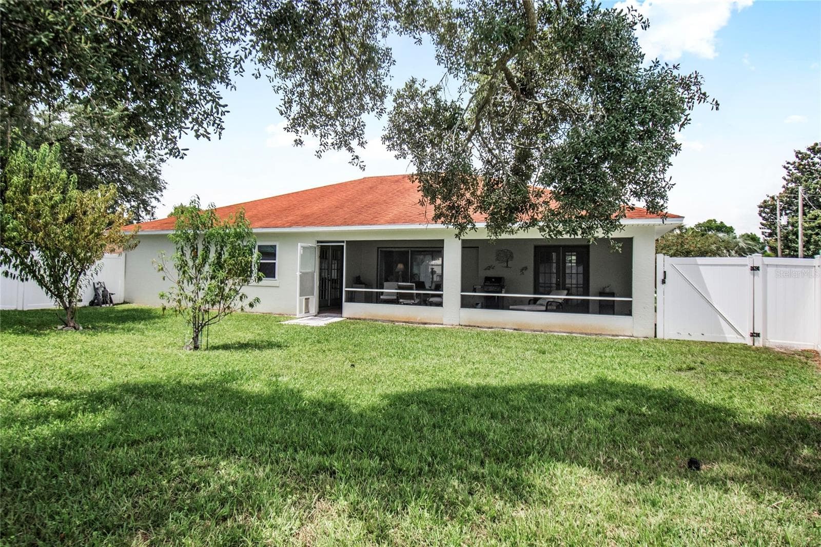 Fenced in backyard - 43 FOLSON LN, PALM COAST