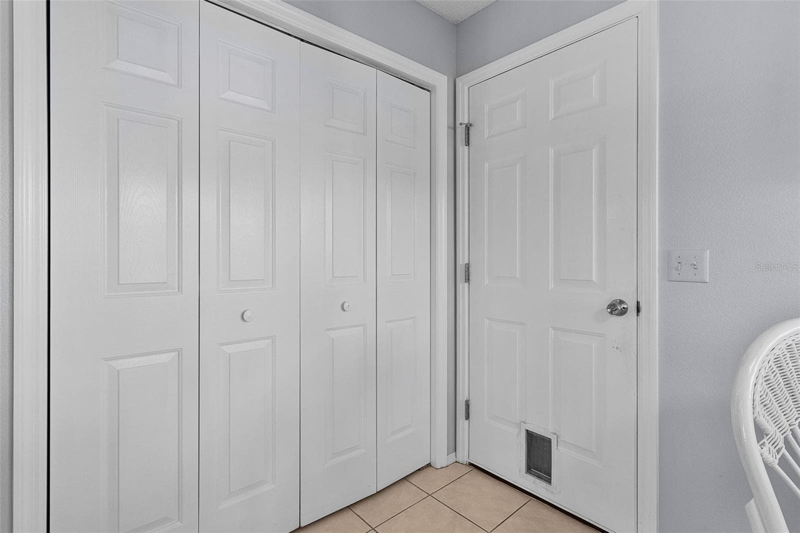 Laundry Area and Entry to 2 Car Garage - 2018 CASTANO PL, THE VILLAGES