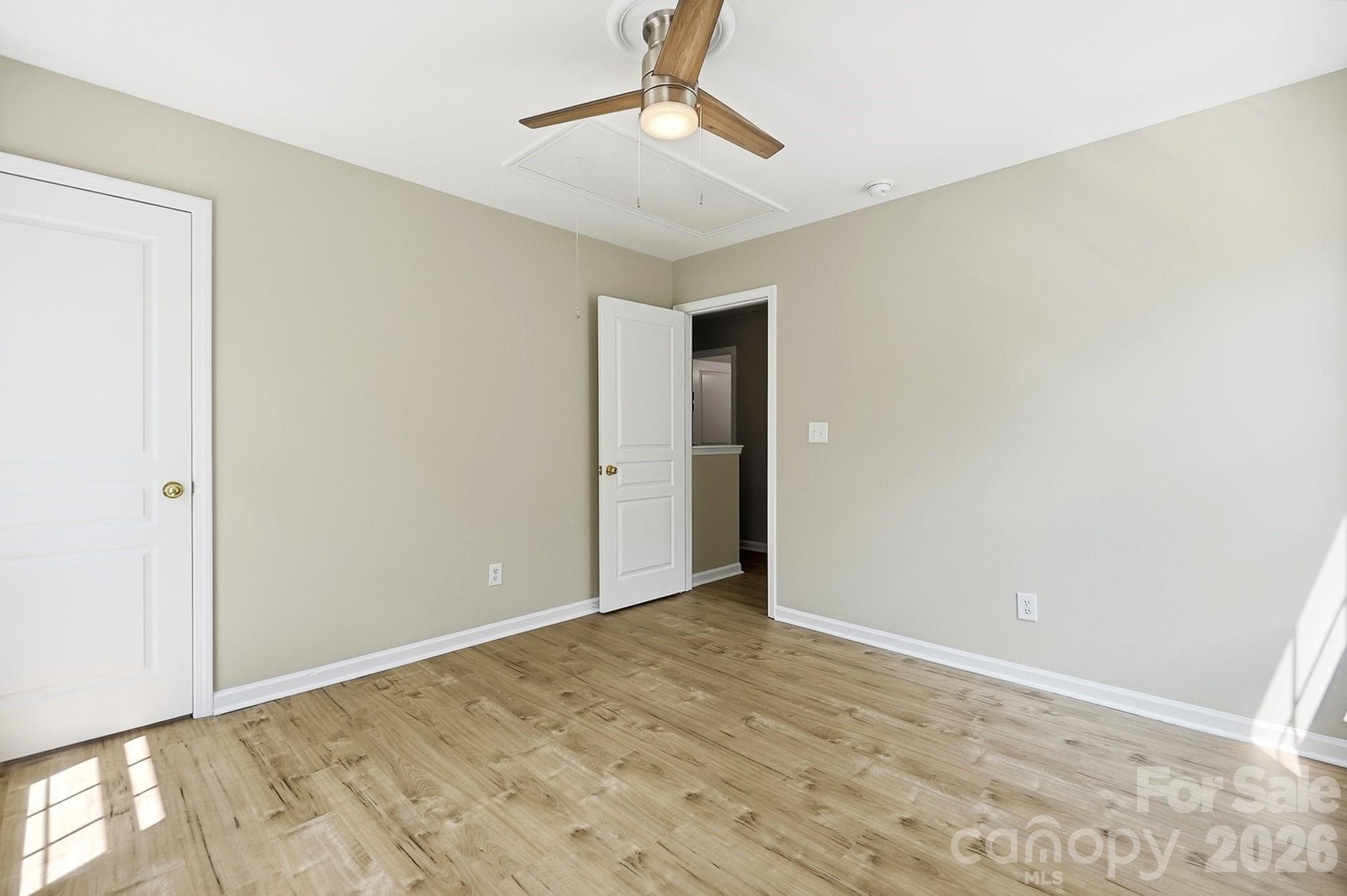 Guest Room #1 - 11402 Heritage Green Drive, Cornelius