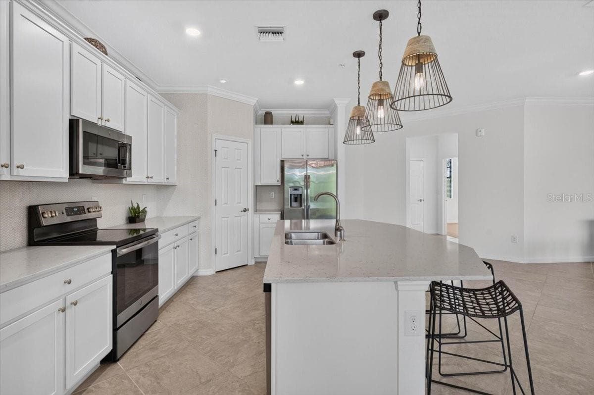 Condominium at 10059 CROOKED CREEK DR #202, VENICE, photo 8 of 49