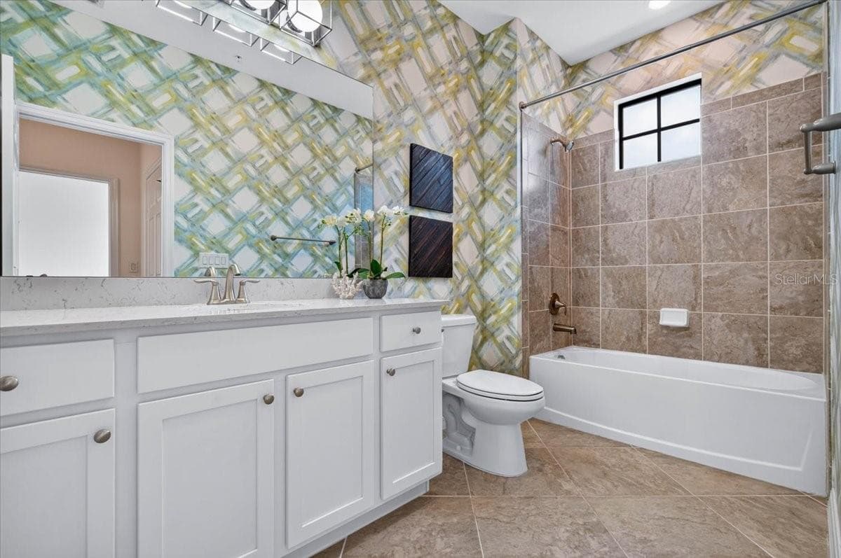Second Bathroom - 10059 CROOKED CREEK DR #202, VENICE