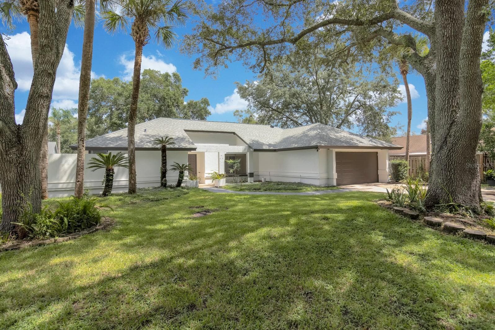 Single Family Residence at 381 HAVERLAKE CIR, APOPKA, photo 2 of 43