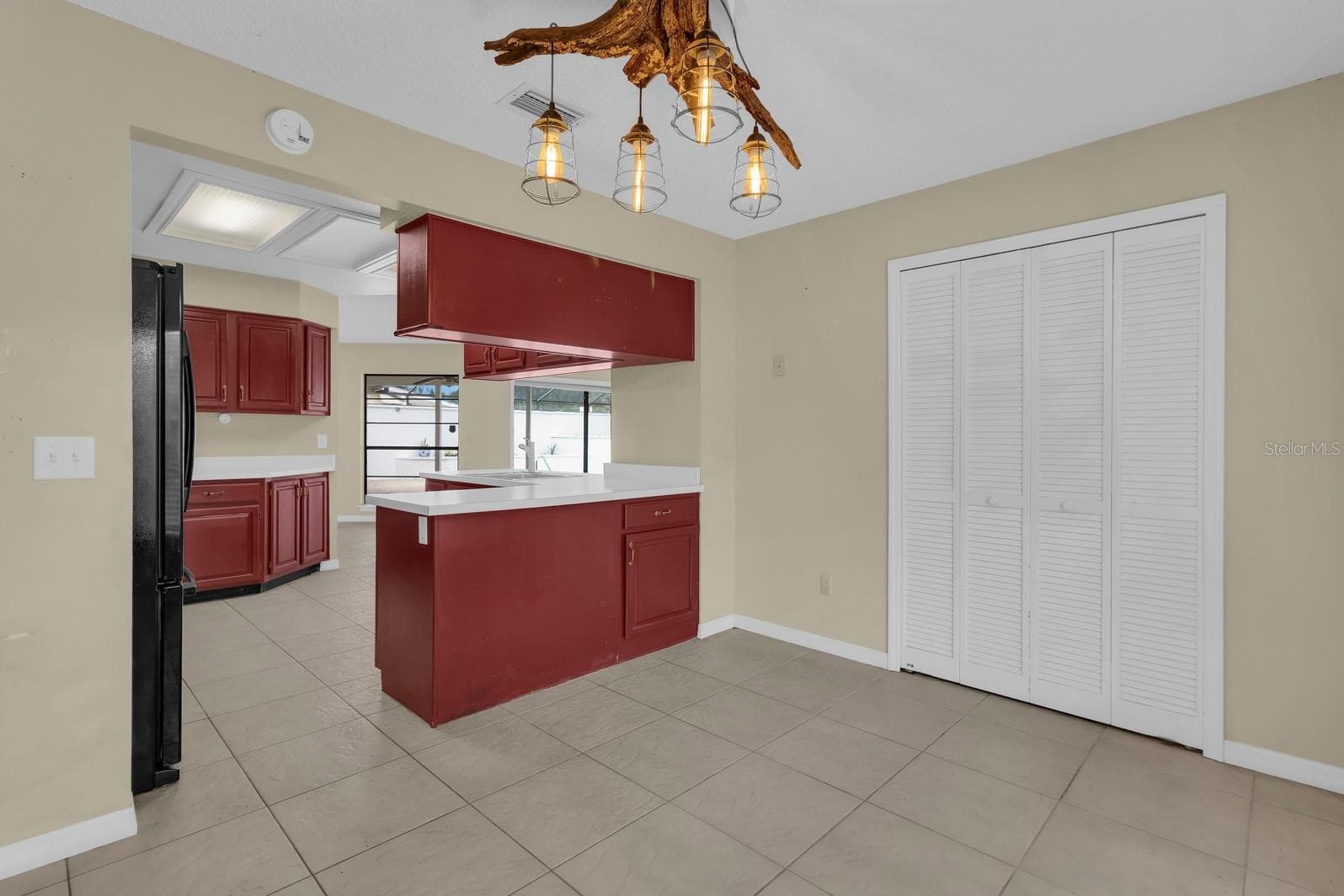 Single Family Residence at 381 HAVERLAKE CIR, APOPKA, photo 12 of 43