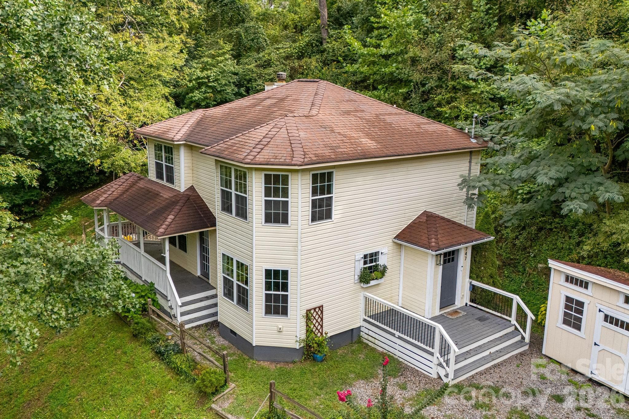 Single Family Residence at Clyde, photo 2 of 75