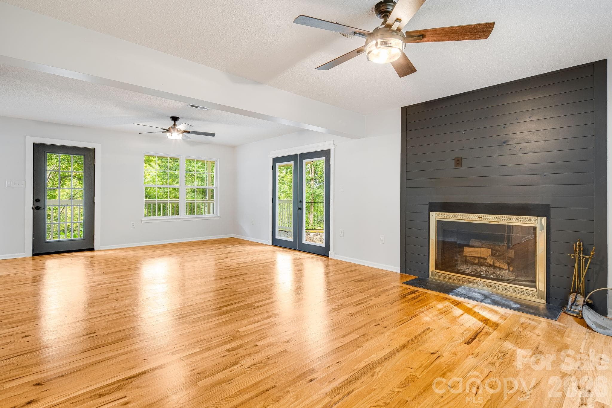 Single Family Residence at Clyde, photo 27 of 75