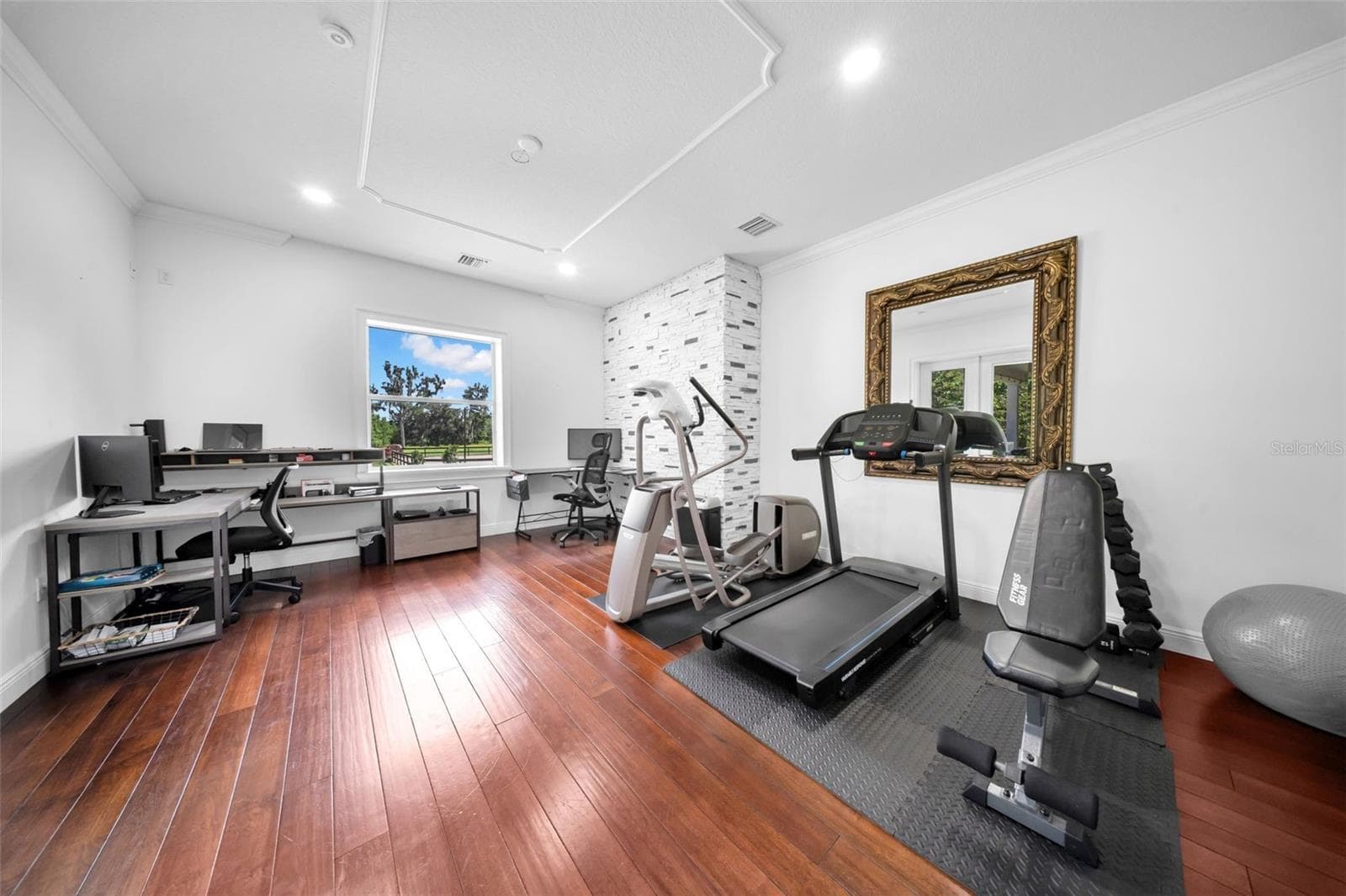 Office - 17930 DORMAN RD, LITHIA