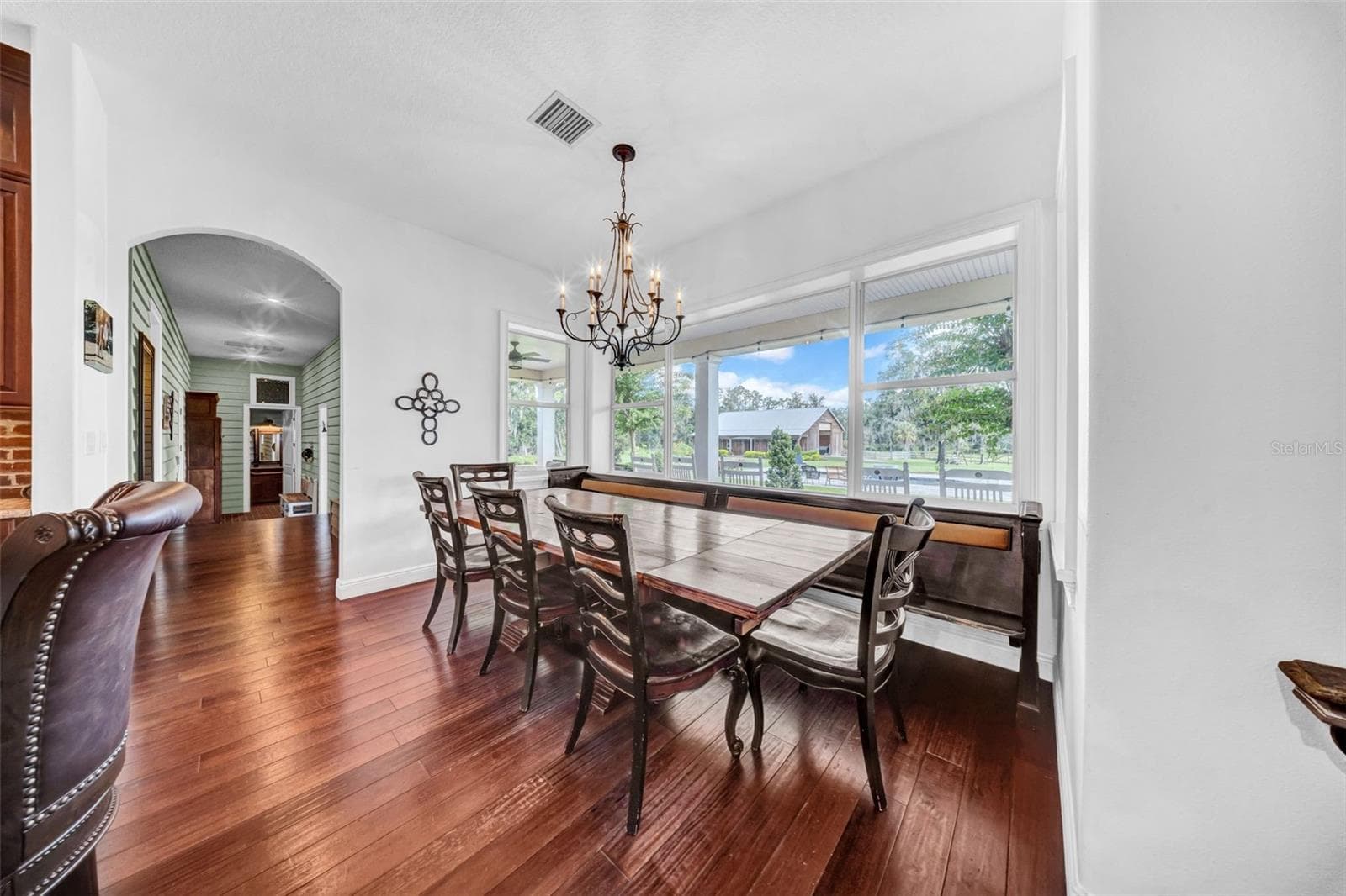 Breakfast Nook - 17930 DORMAN RD, LITHIA