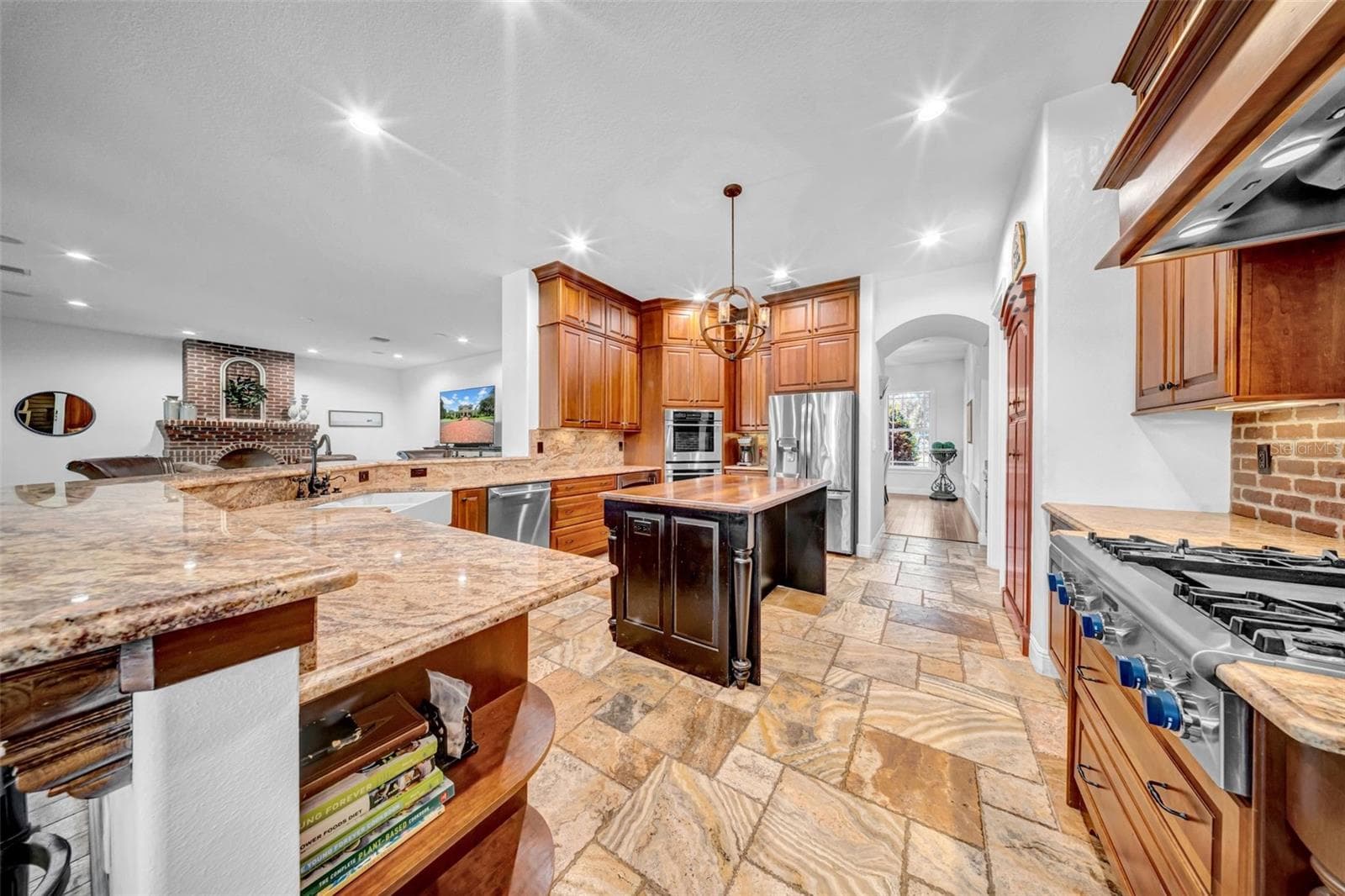 Kitchen - 17930 DORMAN RD, LITHIA