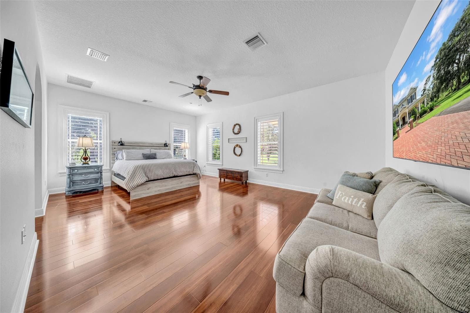 Master Bedroom - 17930 DORMAN RD, LITHIA