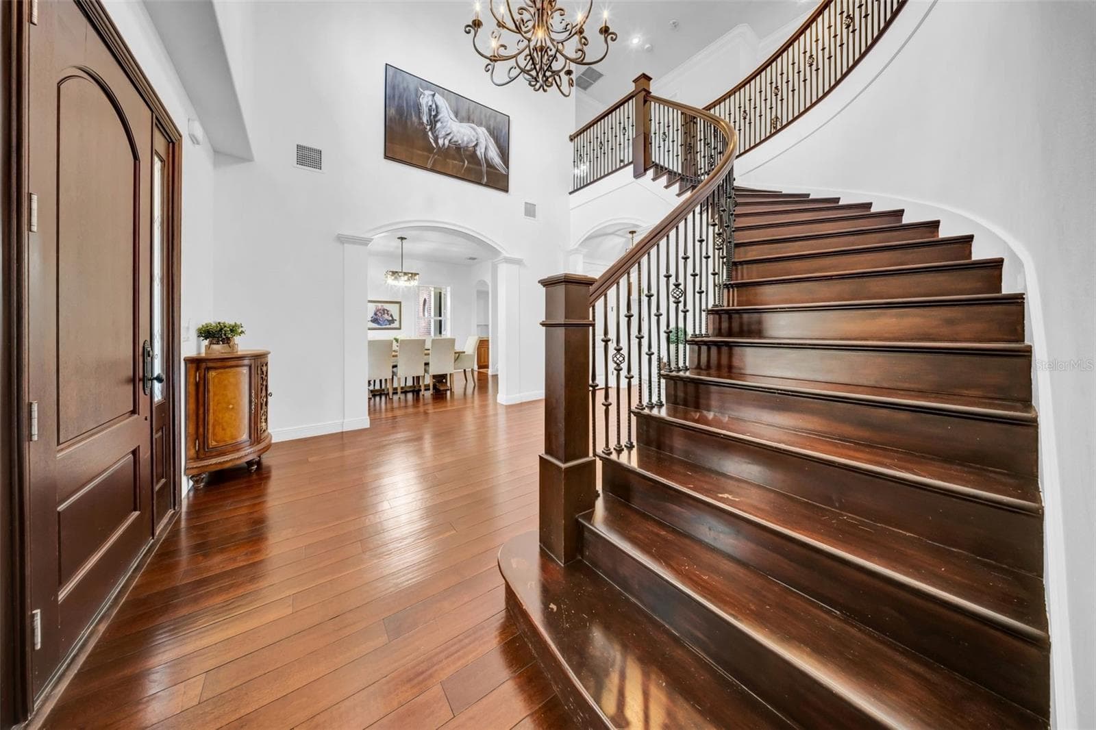 Grand Staircase - 17930 DORMAN RD, LITHIA
