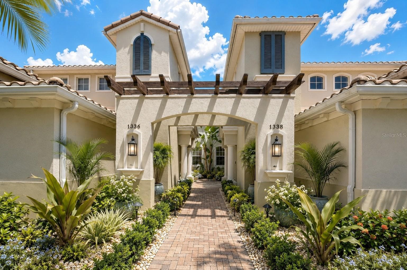 Front Entrance - 1338 EMERALD DUNES DR #35, SUN CITY CENTER