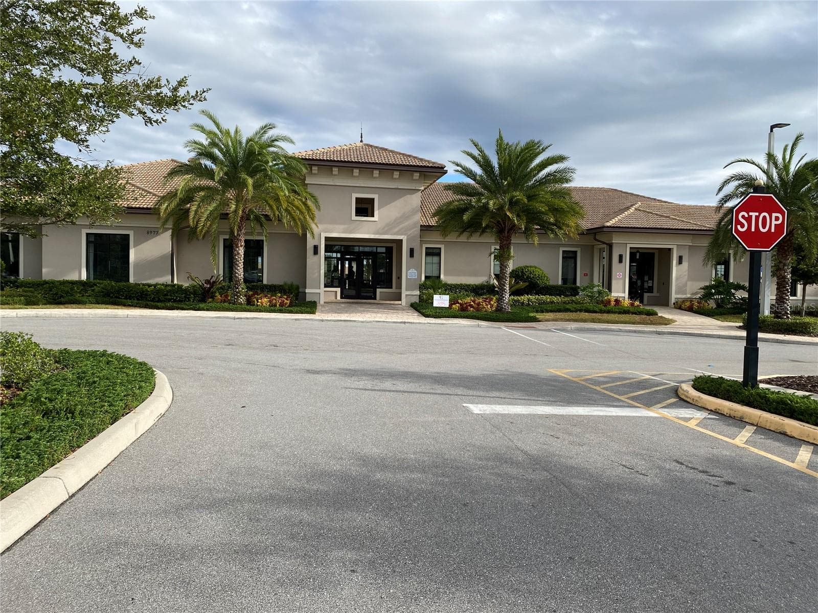 Country Club clubhouse - 8946 FLUFFY LIE CT, DAVENPORT