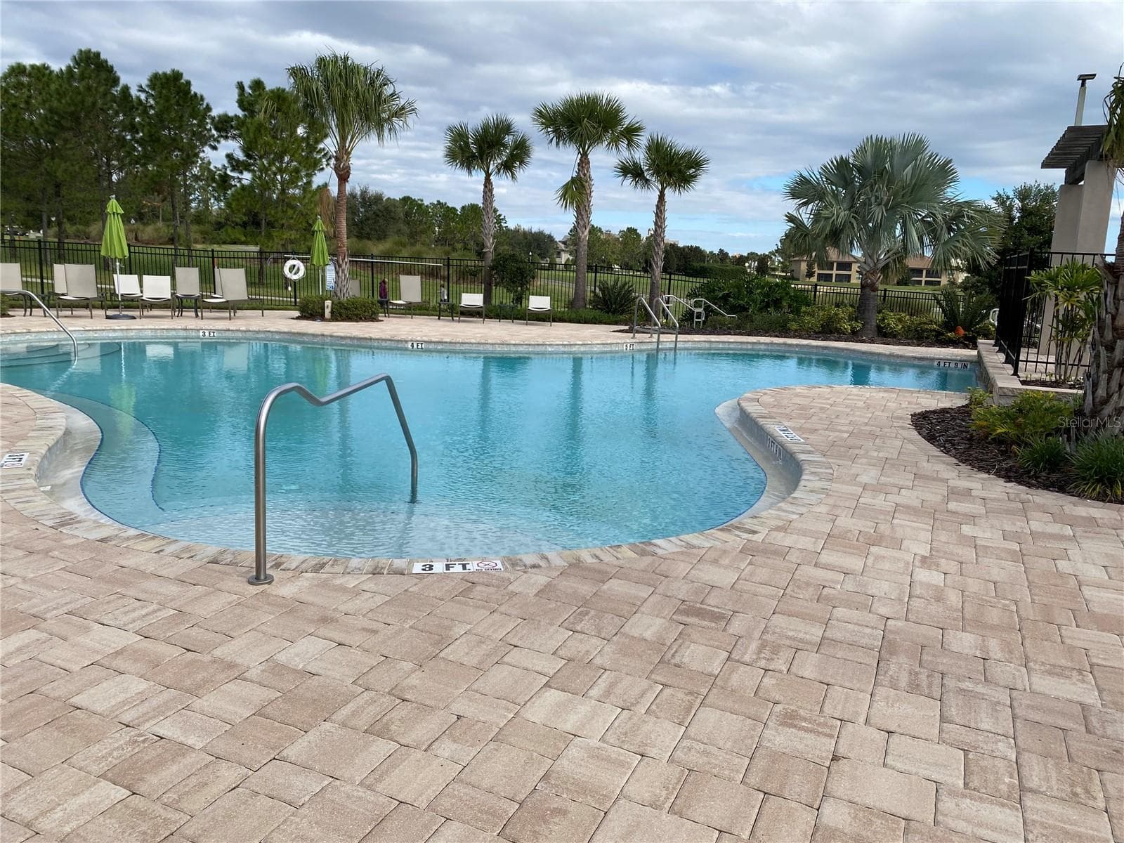 Country Club pool - 8946 FLUFFY LIE CT, DAVENPORT