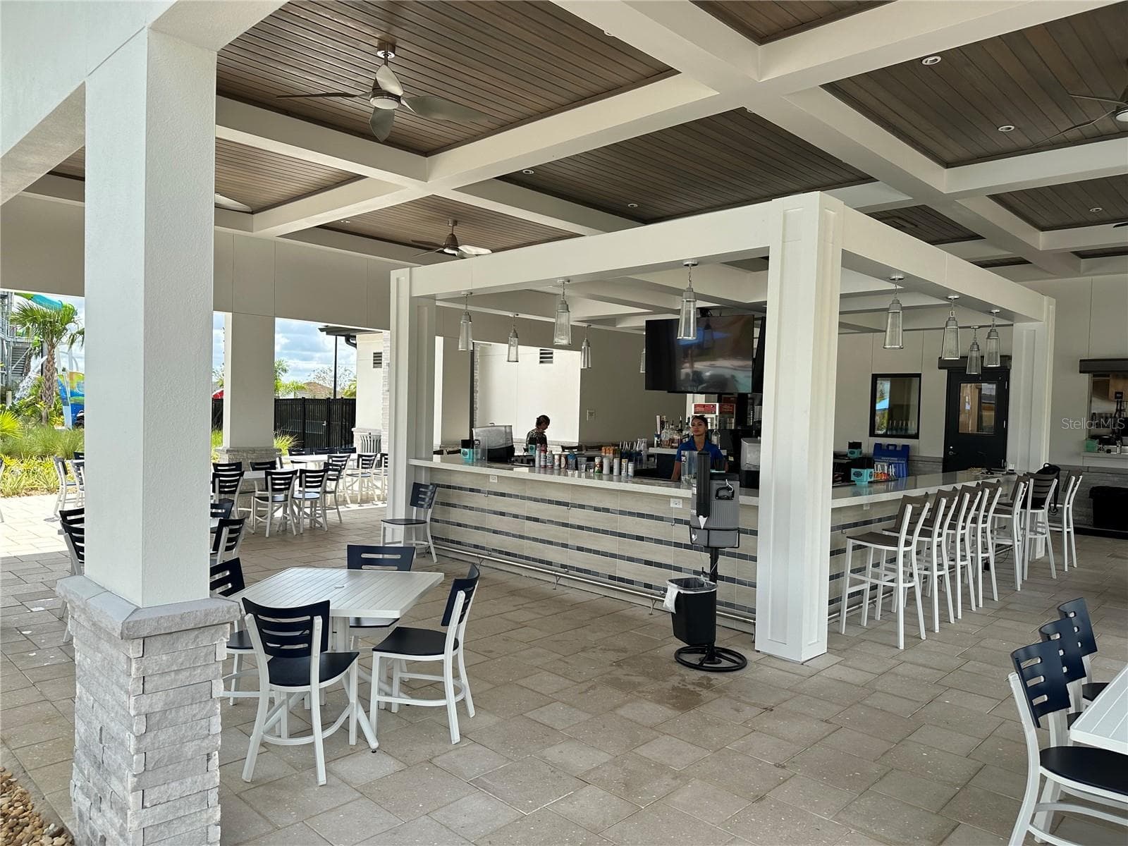 Retreat restaurant - 8946 FLUFFY LIE CT, DAVENPORT