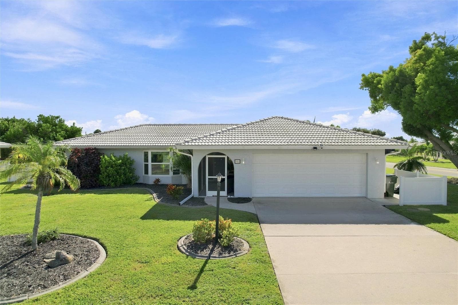Front of home - 302 DEGAS DR, NOKOMIS