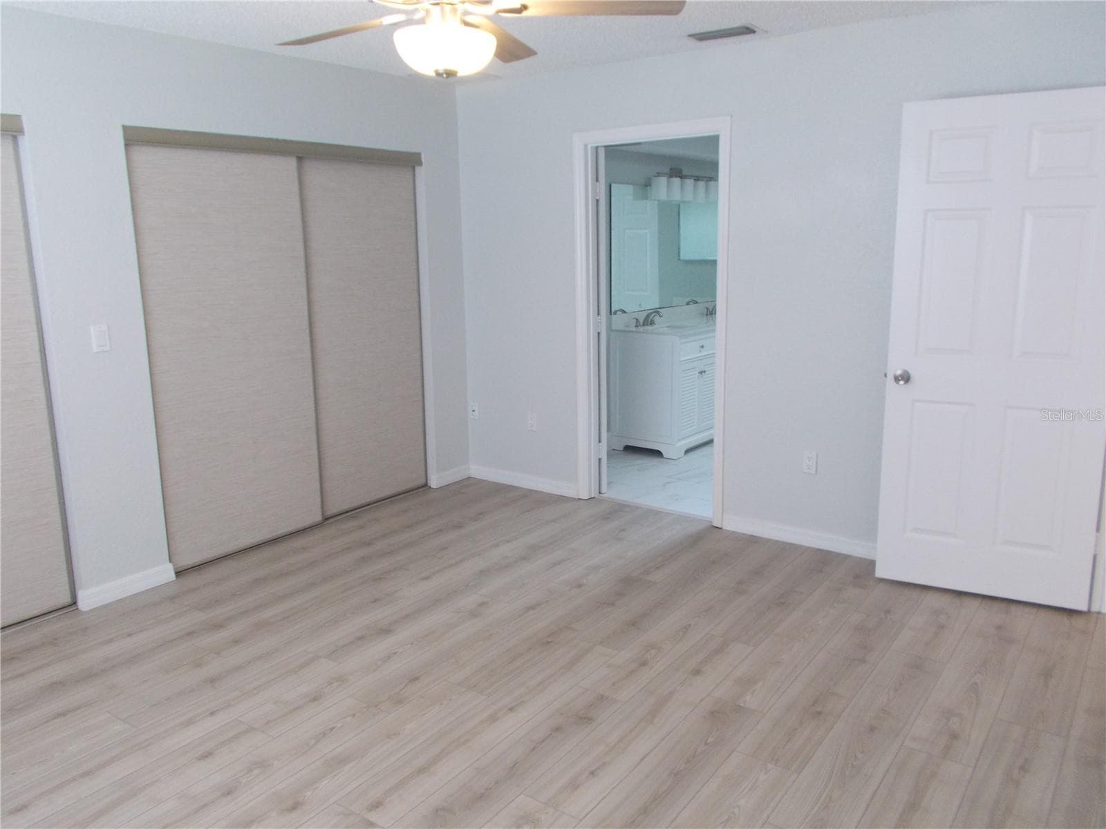 Master bedroom - 10918 SW 82ND TER, OCALA