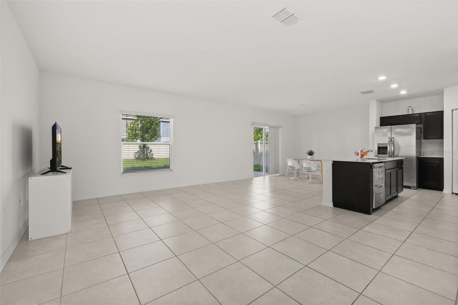 Family Room - 1334 DIEGO TER, WINTER HAVEN