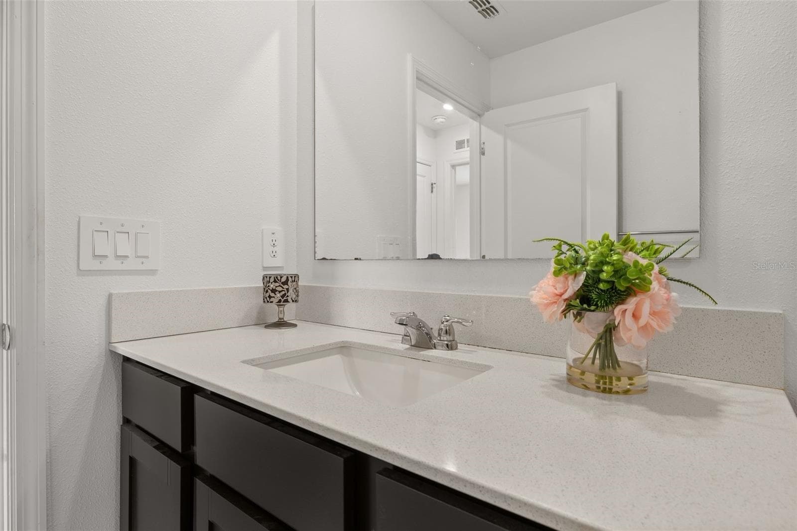 Guest Bathroom - 1334 DIEGO TER, WINTER HAVEN